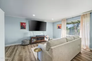 Photo #4: 6972520 Listing