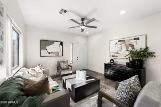 Photo #2: 6972554 Listing