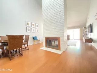 Photo #2: 6972595 Listing