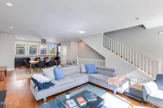 Photo #2: 6972659 Listing 