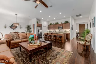 Photo #3: 6972786 Listing 