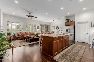 Photo #6: 6972786 Listing 