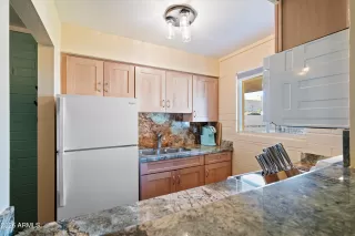 Photo #5: 6972835 Listing 