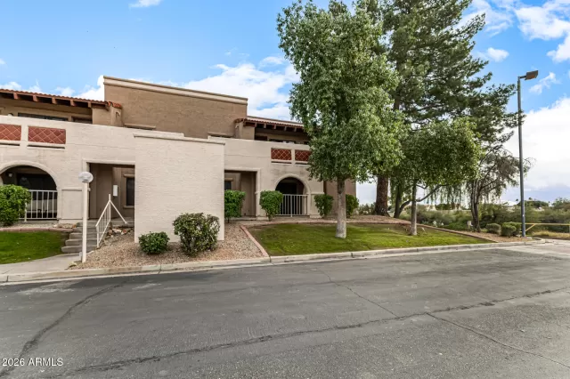 MLS: 6972838 Condo For Sale