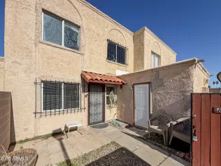 Photo #2: 6972942 Listing 