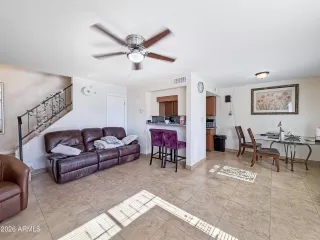 Photo #3: 6972942 Listing 