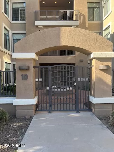 MLS: 6973047 Condo For Sale