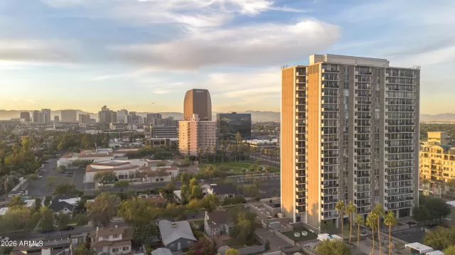 MLS: 6973194 Condo For Sale