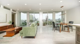 Photo #3: 6973194 Listing 