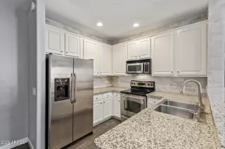 Photo #2: 6973221 Listing 