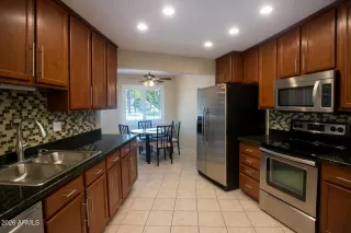 Photo #2: 6973255 Listing