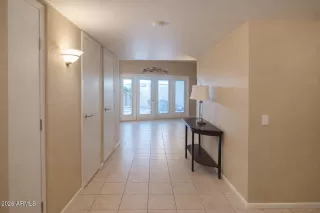 Photo #6: 6973255 Listing