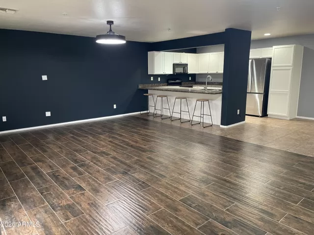 MLS: 6973270 Condo For Sale