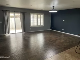 Photo #3: 6973270 Listing