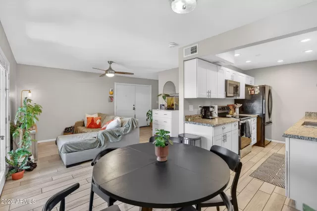 MLS: 6973324 Condo For Sale