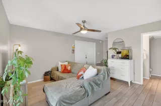 Photo #5: 6973324 Listing 