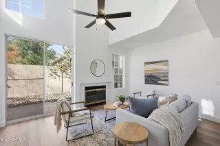 Photo #5: 6973353 Listing