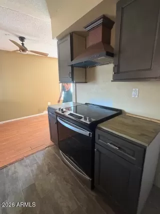 Photo #3: 6973506 Listing 