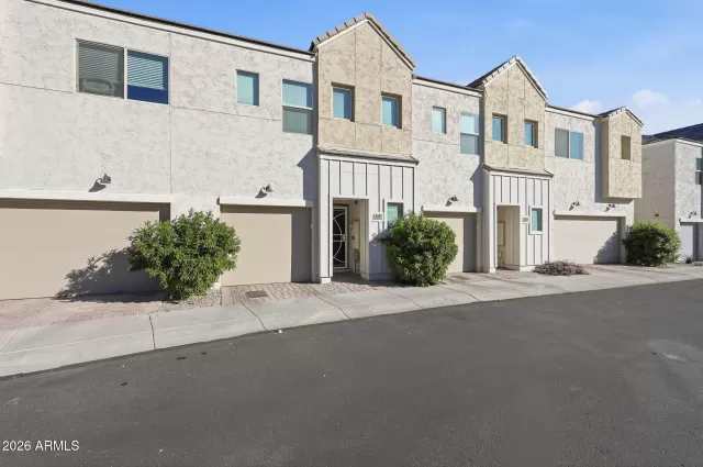 MLS: 6973510 Condo For Sale