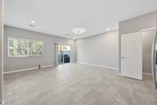 Photo #6: 6973510 Listing