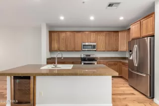 Photo #6: 6973550 Listing 