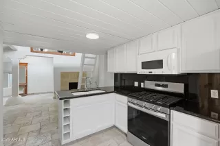 Photo #2: 6973563 Listing 