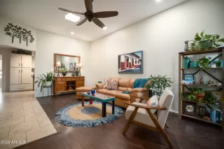 Photo #1: 6973592 Listing