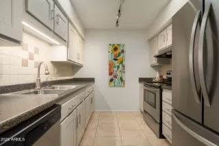 Photo #5: 6973592 Listing