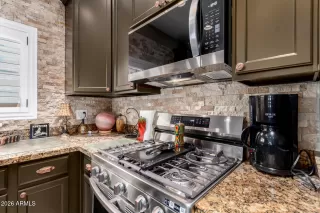 Photo #6: 6973625 Listing 