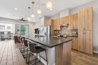 Photo #1: 6973640 Listing 