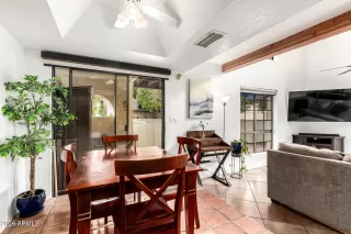 Photo #5: 6973687 Listing 