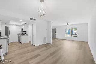 Photo #1: 6973710 Listing 