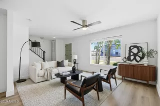 Photo #2: 6973710 Listing 