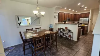 Photo #5: 6973731 Listing 