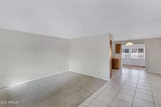 Photo #5: 6973868 Listing 