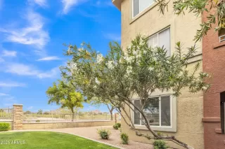 Photo #2: 6973911 Listing 