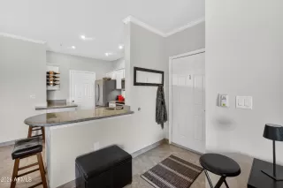 Photo #5: 6973911 Listing 