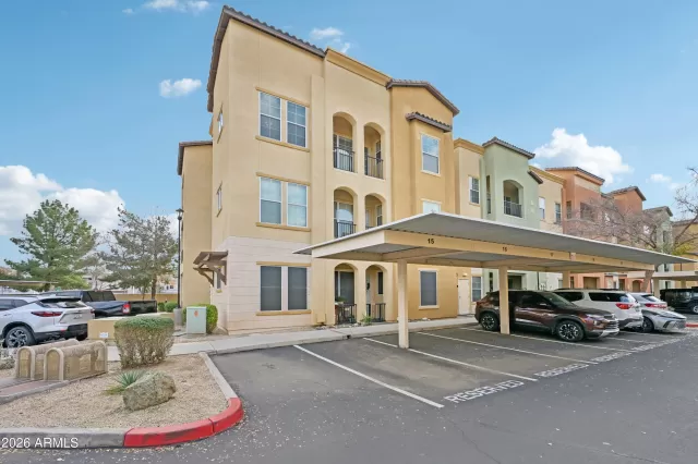 MLS: 6973933 Condo For Sale