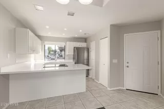 Photo #3: 6974013 Listing 