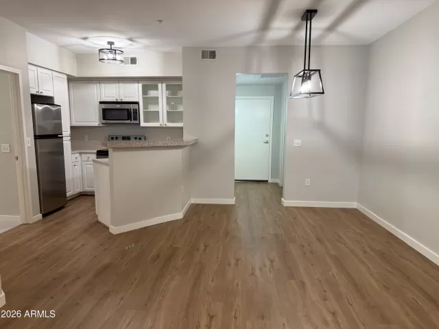 MLS: 6974172 Condo For Sale