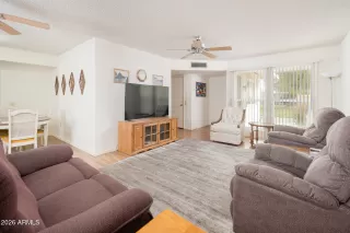 Photo #2: 6974176 Listing