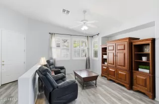 Photo #3: 6974258 Listing 