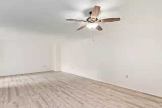 Photo #6: 6974307 Listing 