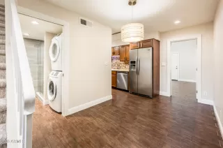 Photo #2: 6974323 Listing 