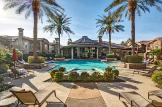 Photo #2: 6974347 Listing 