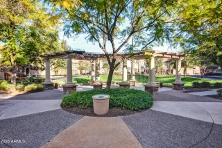 Photo #5: 6974347 Listing 