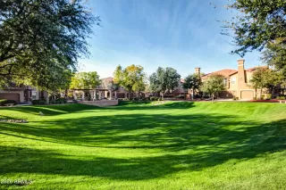 Photo #6: 6974347 Listing 