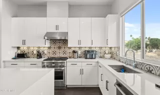 Photo #2: 6974350 Listing 