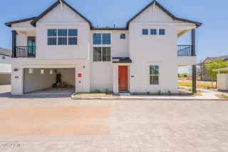 Primary Photo for MLS#: 6974365