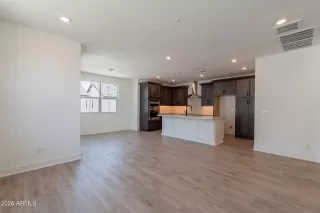 Photo #4: 6974365 Listing 